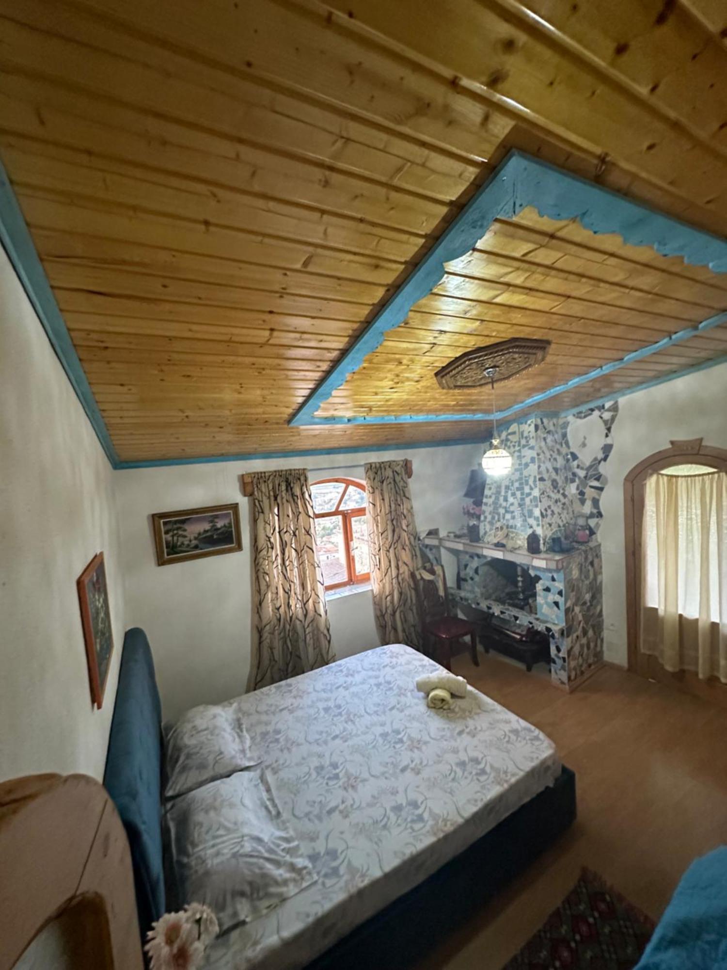 Gjestgiverier Zeko Gjirokastër